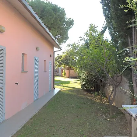 Villaggio Internazionale Aparthotel Albenga