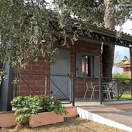 Villaggio Internazionale Ξενοδοχείο με διαμερίσματα 3*