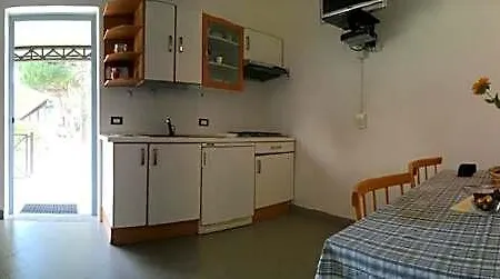 Villaggio Internazionale Ξενοδοχείο με διαμερίσματα 3*