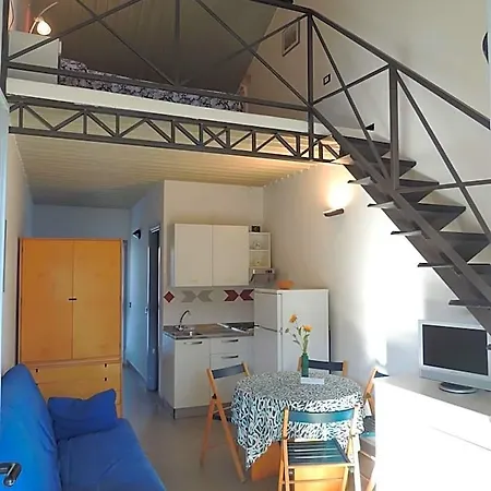 Villaggio Internazionale 阿尔本加