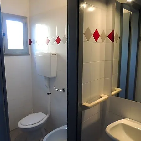 Villaggio Internazionale 3* Αλμπένγκα