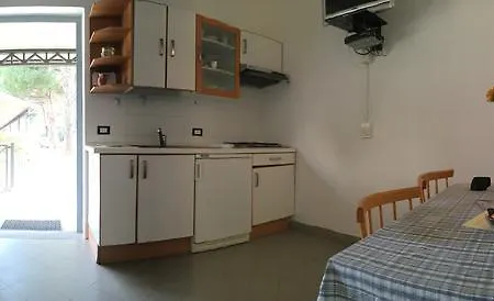 Villaggio Internazionale ألبينغا