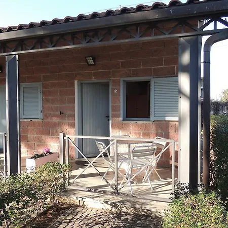 Villaggio Internazionale ألبينغا